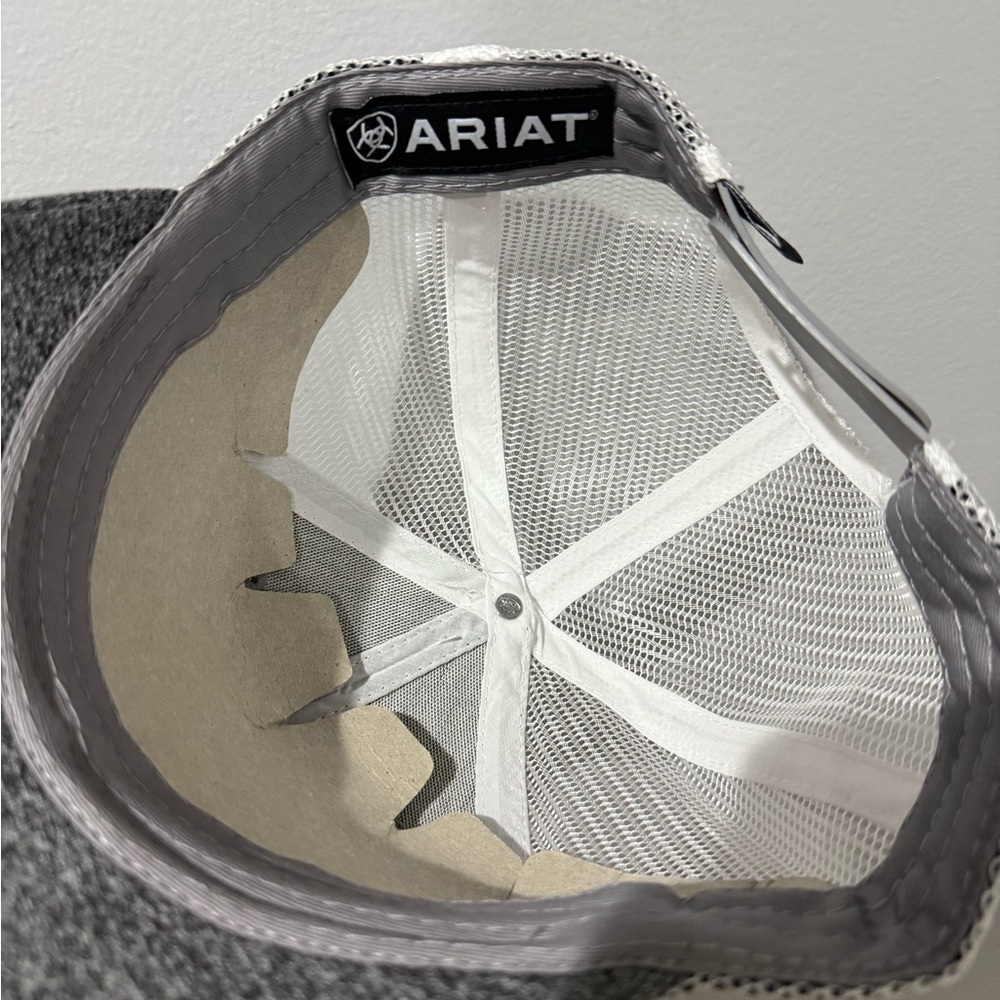 ARIAT Men's Grey Heather Baseball Cap‎ with Flag Design - Picture 6 of 6